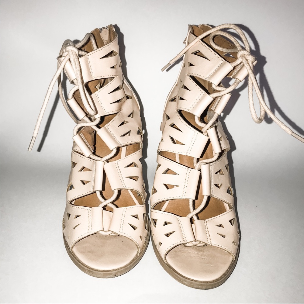 Lace up heals